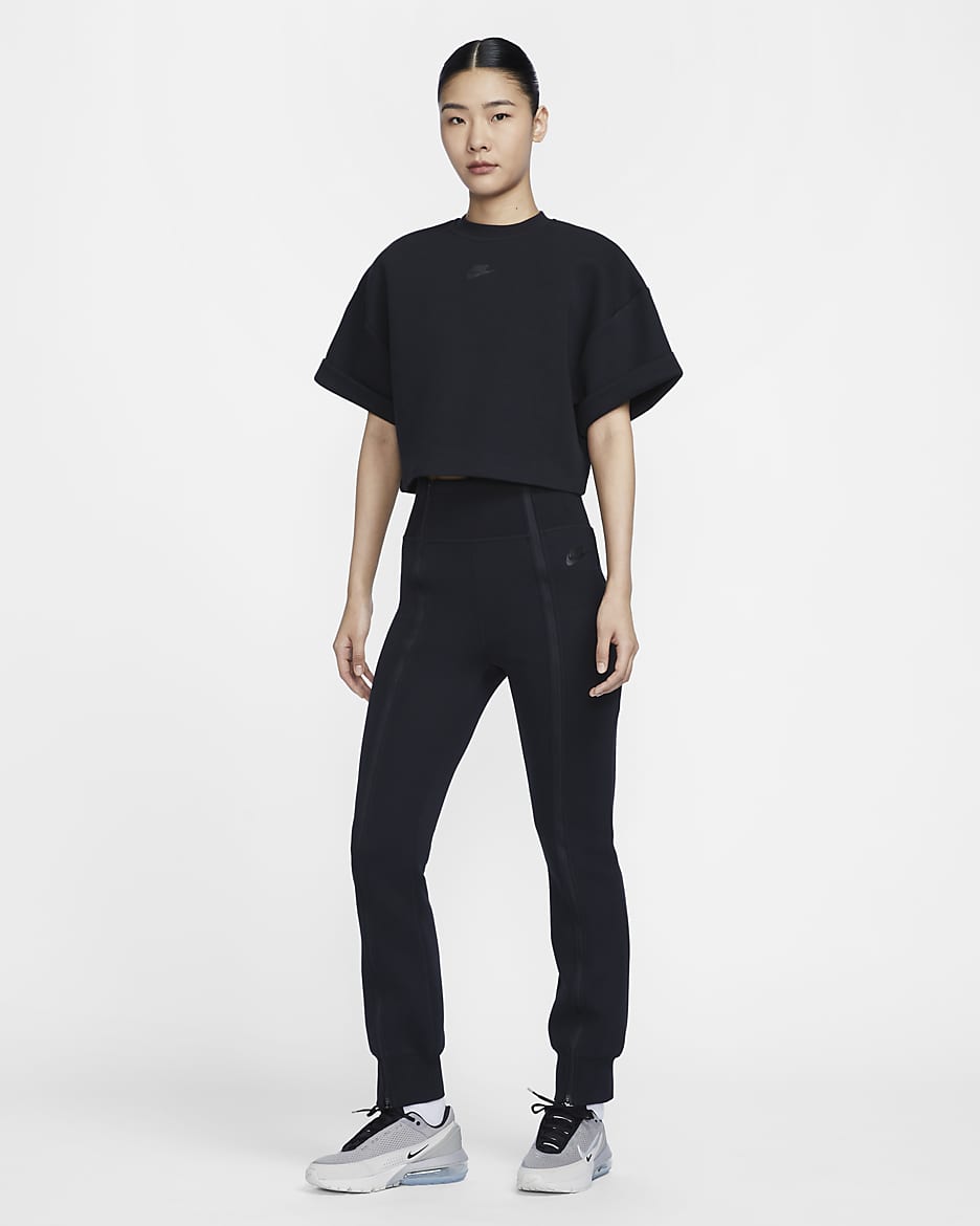 Nike Sportswear Tech Fleece Women s Oversized Short Sleeve Cropped Top